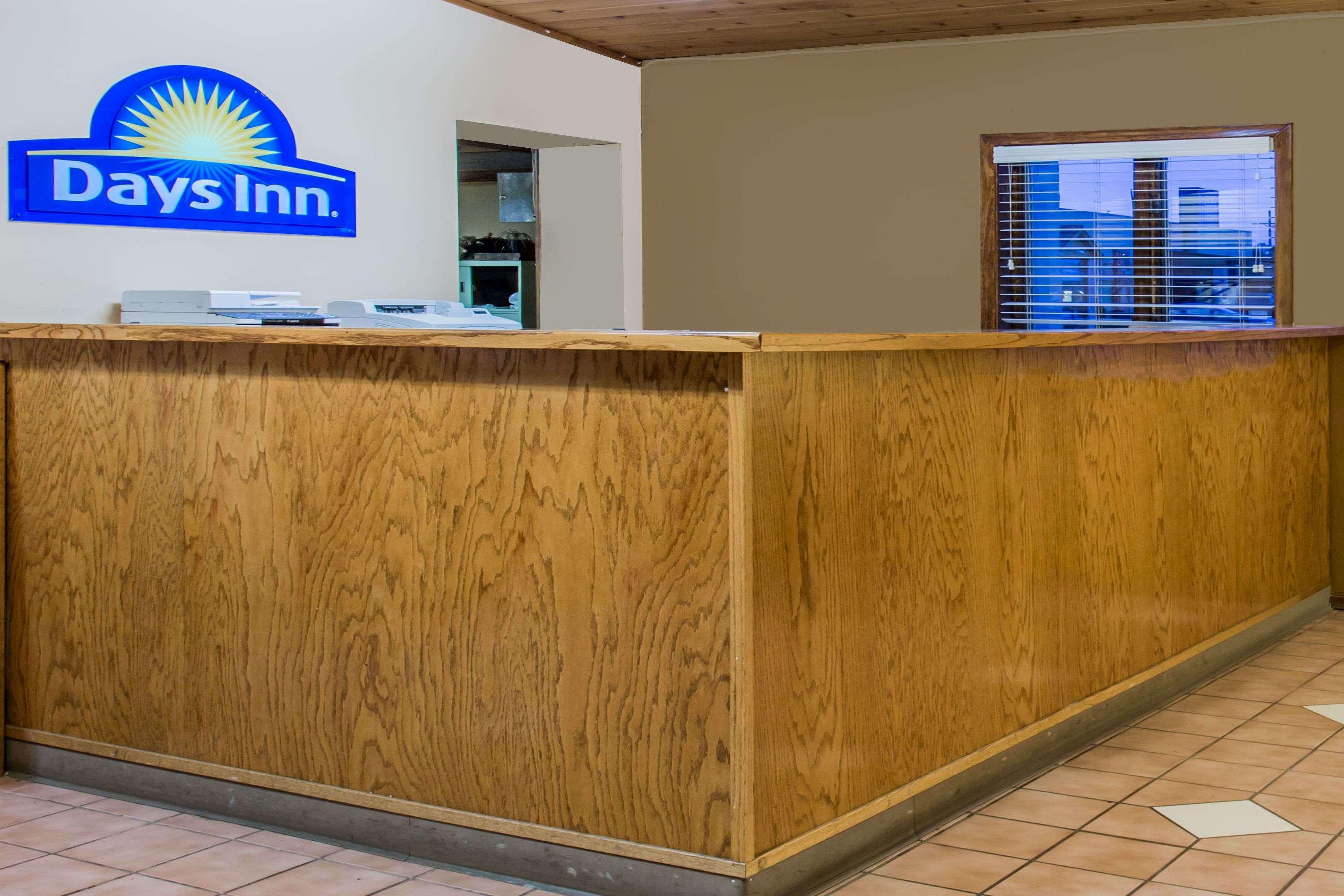 Days Inn By Wyndham West Allis/Milwaukee Exteriör bild